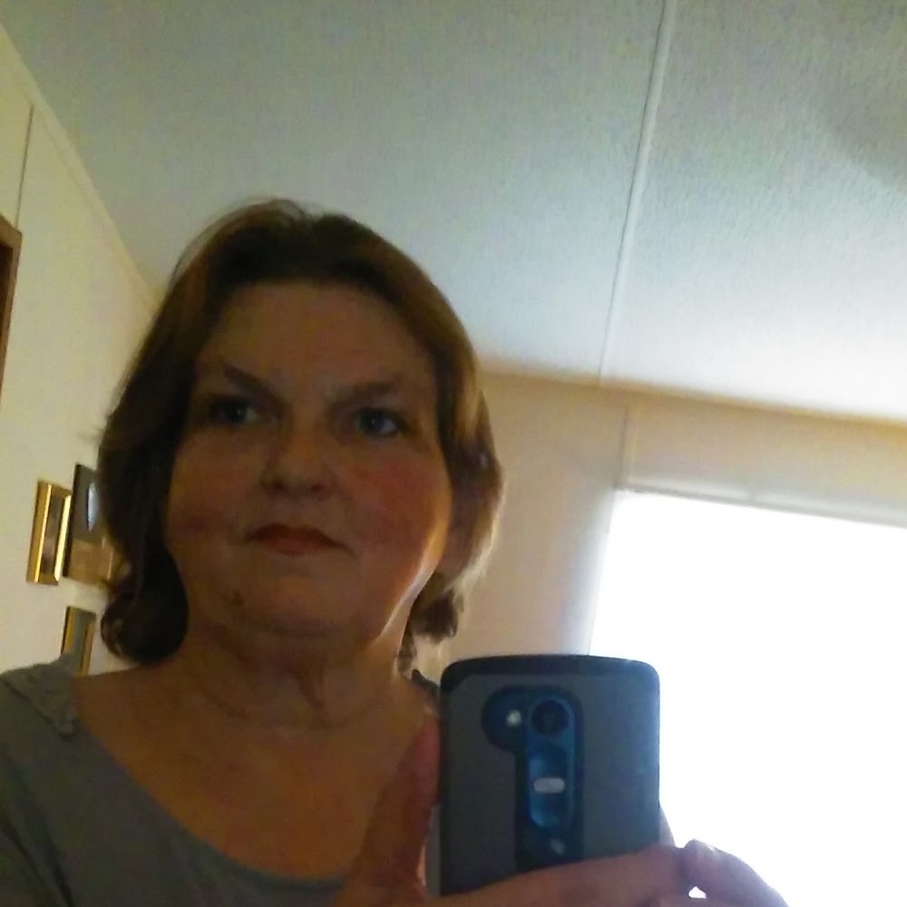 Meet your Posher, Debbie